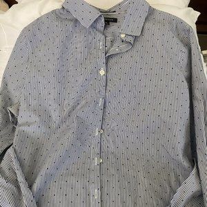 Lands' End Button up long sleeve Blue Strip e no iron shirt Size 10